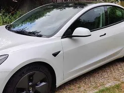Usado 2021 Tesla Model 3 Sedan | € 28.500 (Preço justo)