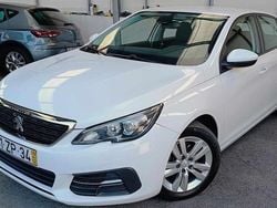 Branco Usado 2019 Peugeot 308 Citadino | € 13.700 (Preço justo)