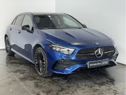 Azul escuro metalizado Usado 2023 Mercedes A250 | € 45.500 (Caro)