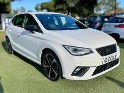 Branco Usado 2023 Seat Ibiza Citadino | € 18.850 (Preço justo)