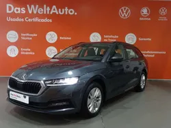 Cinzento escuro metalizado Usado 2021 Skoda Octavia Ambition Carrinha | € 18.990 (Bom preço)
