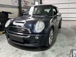 Usado 2005 Mini Cooper S Citadino | € 3.800