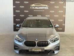 Cinza Usado 2022 BMW 216 Luxury Line Coupé | € 23.900 (Preço justo)