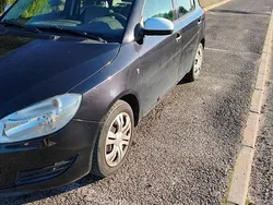 Usado 2014 Skoda Fabia Active Sedan | € 5.500 (Bom preço)