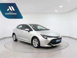 Cinzento Usado 2021 Toyota Corolla | € 21.980