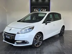 Branco Usado 2013 Renault Scénic III Bose Edition Monovolume | € 8.990 (Preço justo)