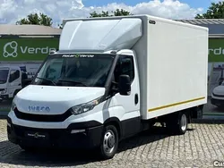 Branco Usado 2015 Iveco Daily | € 32.500