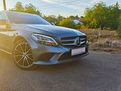 Usado 2020 Mercedes C300e Avantgarde Sedan | € 26.500 (Preço justo)