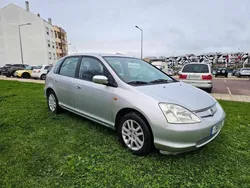 Cinzento Usado 2002 Honda Civic Citadino | € 3.990 (Preço justo)