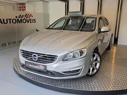 Cinzento Usado 2015 Volvo V60 Carrinha | € 11.900 (Bom preço)