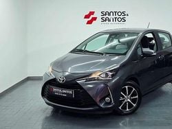 Cinza Usado 2018 Toyota Yaris Comfort | € 14.900 (Preço elevado)
