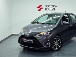 Cinza Usado 2018 Toyota Yaris Comfort | € 14.900 (Preço justo)