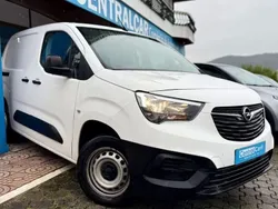 Branco Usado 2022 Opel Combo Monovolume | € 15.950 (Preço justo)