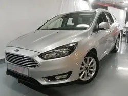 Cinzento Usado 2017 Ford Focus Carrinha | € 9.990 (Bom preço)
