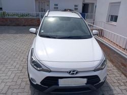 Usado 2016 Hyundai i20 Active Sedan | € 7.811