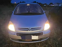 Usado 2005 Citroën Xsara Picasso Monovolume | € 2.390