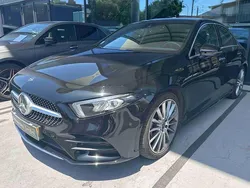 Preto Usado 2019 Mercedes A180 AMG line Sedan | € 27.900 (Preço justo)