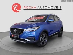 Azul Usado 2021 MG ZS Luxury Sedan | € 20.950 (Bom preço)
