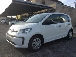 Branco Usado 2017 VW up! take up! Citadino | € 8.890 (Preço justo)