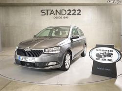 Cinza Usado 2022 Skoda Fabia Ambition Citadino | € 14.950
