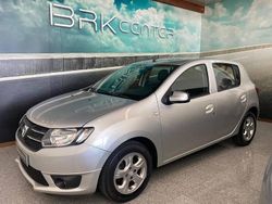 Cinzento Usado 2017 Dacia Sandero | € 7.500 (Preço justo)