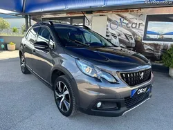 Cinza Usado 2018 Peugeot 2008 GT-line SUV | € 12.500 (Preço justo)