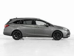 Cinza Usado 2020 Opel Astra Ultimate Carrinha | € 11.990 (Preço justo)