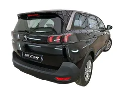 Preto Usado 2021 Peugeot 5008 Active Monovolume | € 17.990 (Bom preço)