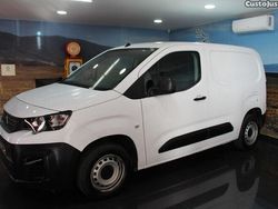 Branco Usado 2021 Peugeot Partner Monovolume | € 14.500 (Preço justo)