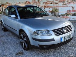 Cinza Usado 2001 VW Passat Sedan | € 4.650 (Caro)