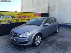 Cinza Usado 2009 Opel Astra Edition | € 5.990 (Preço justo)