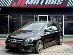 Preto Usado 2018 Mercedes B180 AMG line Monovolume | € 19.650 (Bom preço)