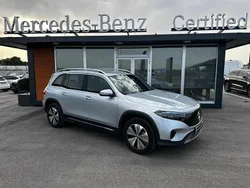 Cinzento Usado 2024 Mercedes EQB250 SUV | € 43.400