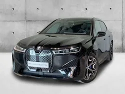 Preto sapphire metalizada Usado 2023 BMW iX Comfort Edition SUV | € 87.946