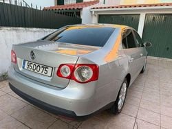 Usado 2007 VW Jetta Sedan | € 4.750