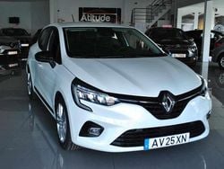 Branco Usado 2021 Renault Clio V Citadino | € 15.780 (Preço justo)