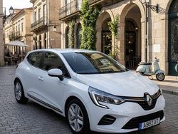 Branco Usado 2020 Renault Clio V Citadino | € 12.900