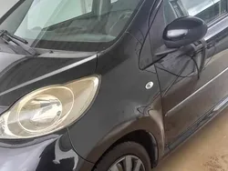 Preto Usado 2008 Peugeot 107 Citadino | € 4.350 (Preço justo)