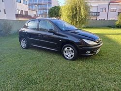 Usado 2001 Peugeot 206 Sedan | € 3.000 (Preço elevado)