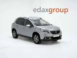 Cinza Usado 2017 Peugeot 2008 Active SUV | € 11.490 (Preço justo)