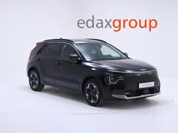 Cinzento Usado 2024 Kia e-Niro SUV | € 32.490 (Preço justo)