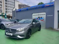 Cinza Usado 2015 Mercedes A180 Urban | € 14.500 (Preço justo)