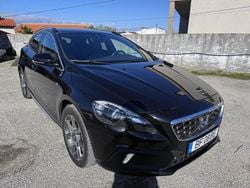 Preto Usado 2015 Volvo V40 Carrinha | € 18.990