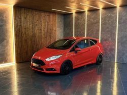 Usado 2015 Ford Fiesta ST | € 13.900