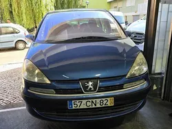 Usado 2003 Peugeot 807 Monovolume | € 3.450