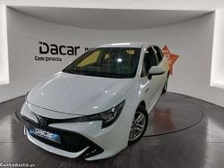 Branco Usado 2019 Toyota Corolla Citadino | € 18.799
