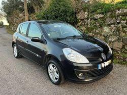 Usado 2006 Renault Clio II Sedan | € 3.500 (Preço justo)