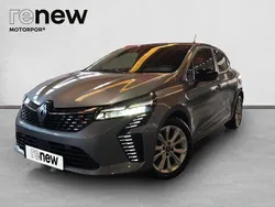 Cinza Usado 2024 Renault Clio V Evolution Sedan | € 17.750 (Bom preço)