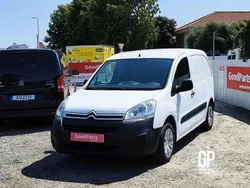 Branco Usado 2018 Citroën Berlingo Monovolume | € 14.800 (Preço elevado)