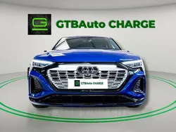 Azul Usado 2023 Audi Q8 e-tron S-Line SUV | € 54.999 (Preço justo)